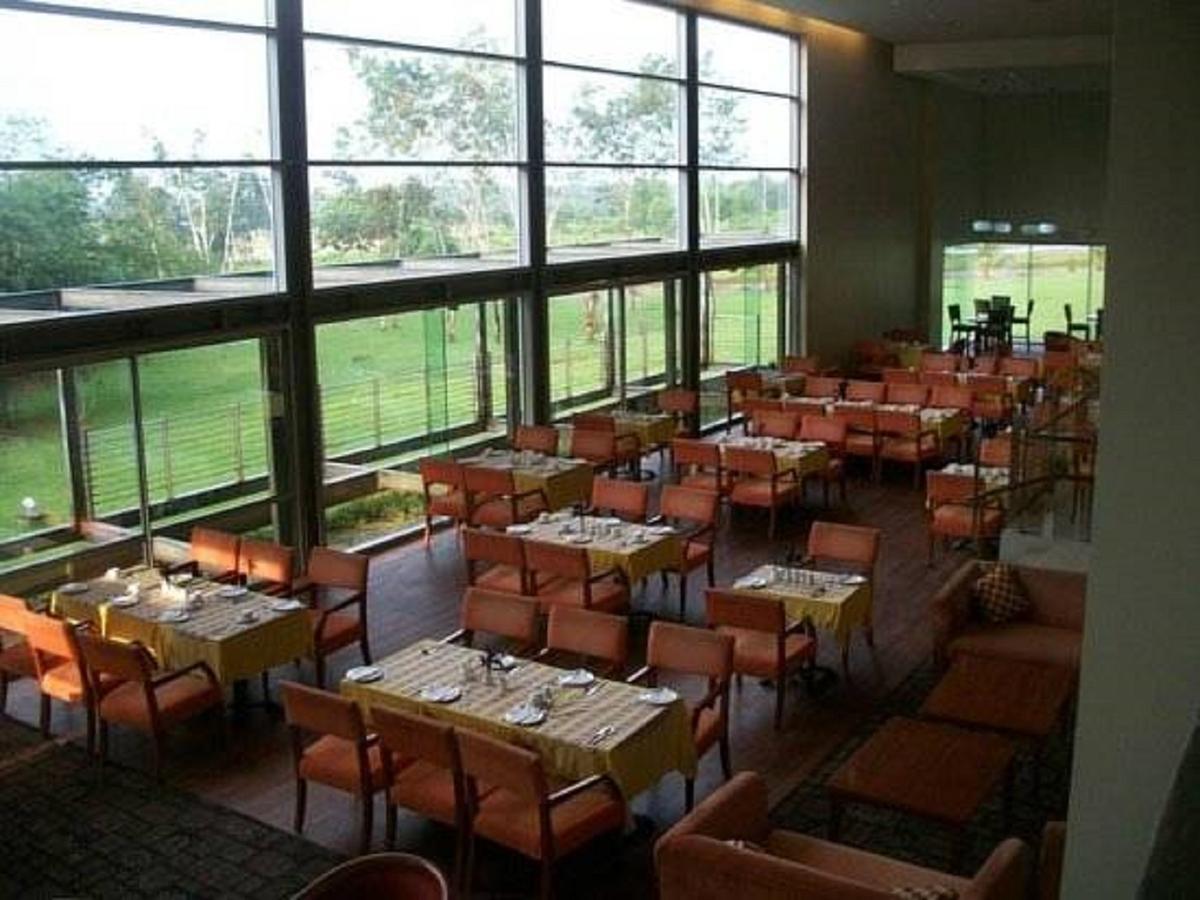 Tinapa Lakeside Hotel Calabar Exteriör bild